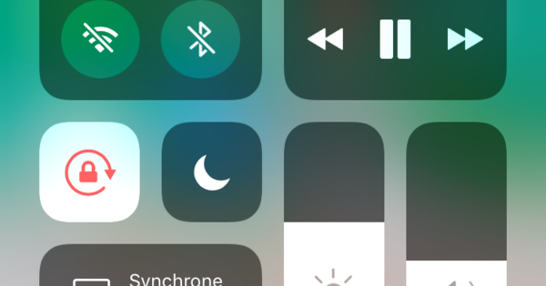 This is how you can completely turn off WiFi and Bluetooth in iOS 11