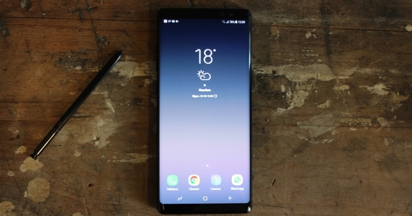 Samsung Galaxy Note 8 - Unnote poslovni pametni telefon